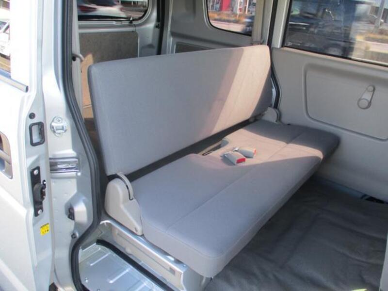 MINICAB VAN