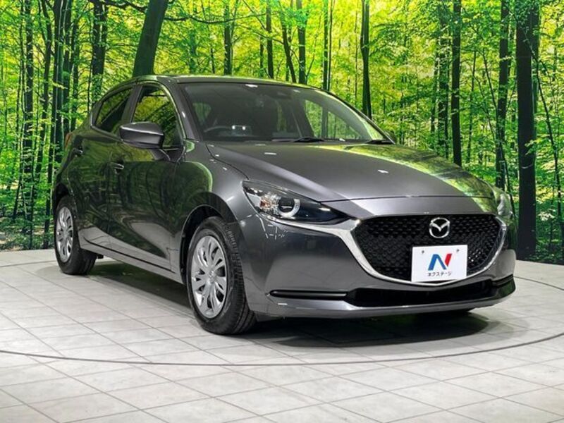 MAZDA2