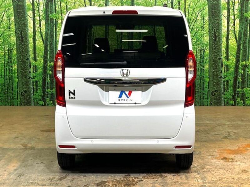 N BOX