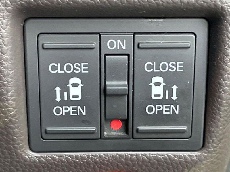 N BOX