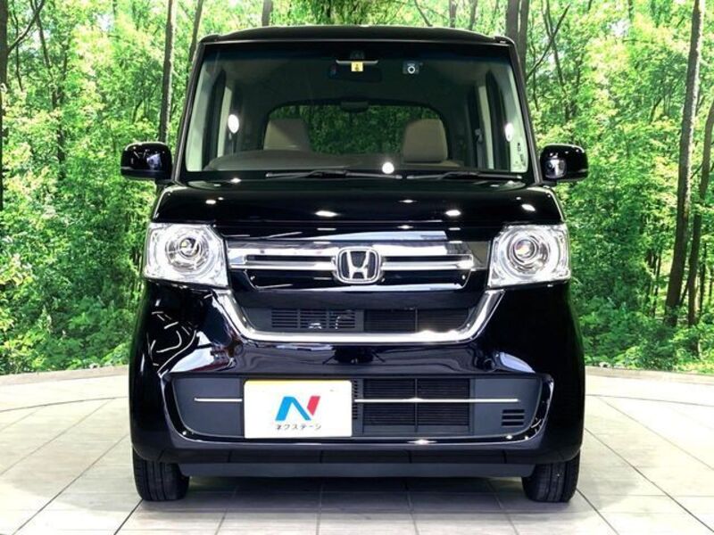 N BOX