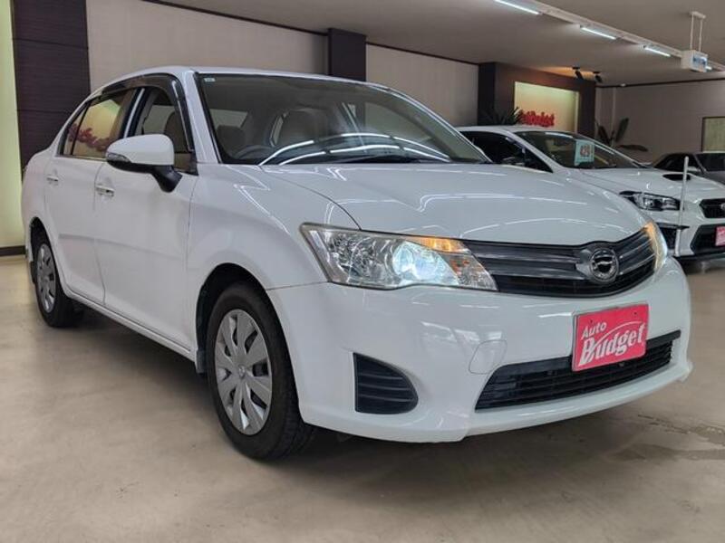 COROLLA AXIO