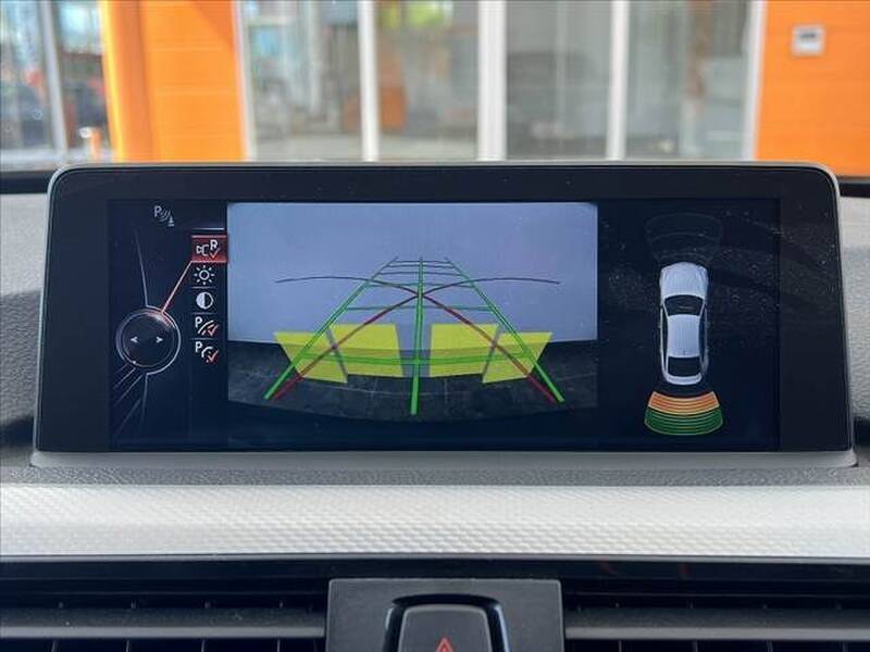 4 SERIES