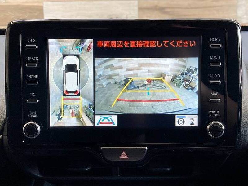 YARIS CROSS
