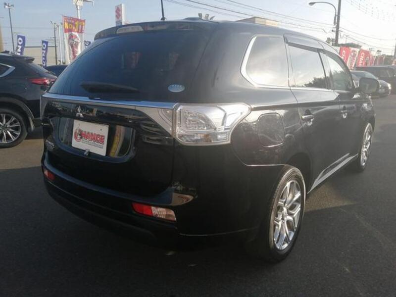 OUTLANDER PHEV