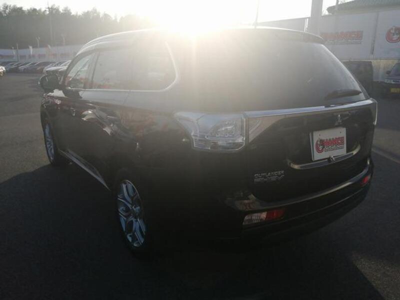 OUTLANDER PHEV