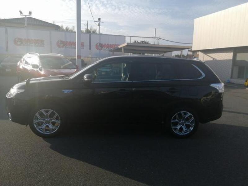 OUTLANDER PHEV