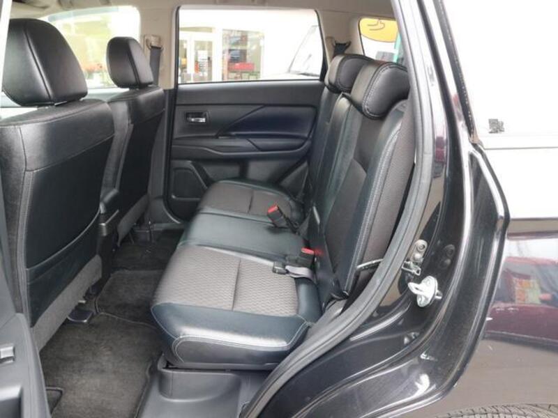OUTLANDER PHEV