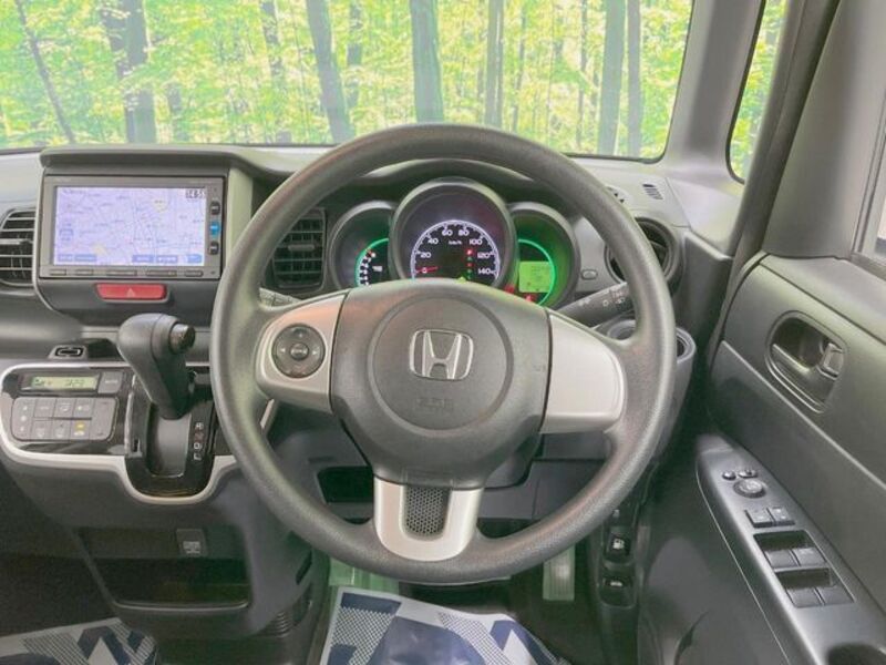 N BOX