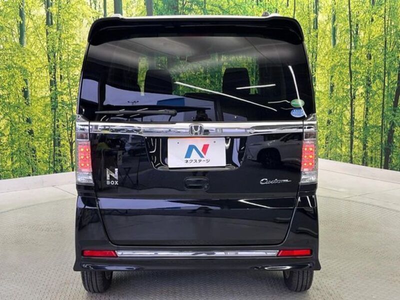 N BOX CUSTOM