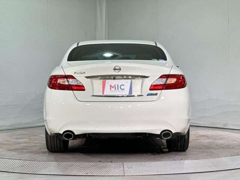 FUGA HYBRID
