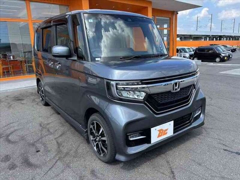 N BOX CUSTOM
