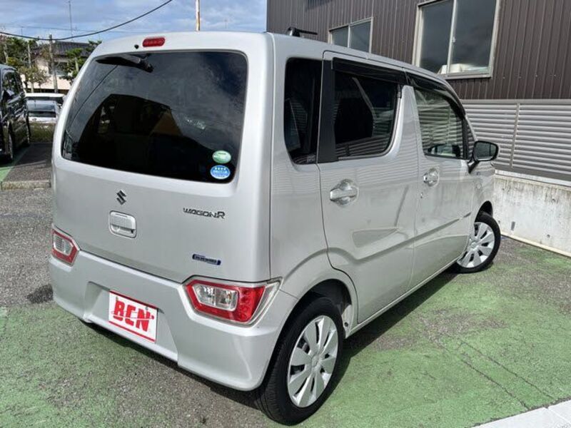 WAGON R