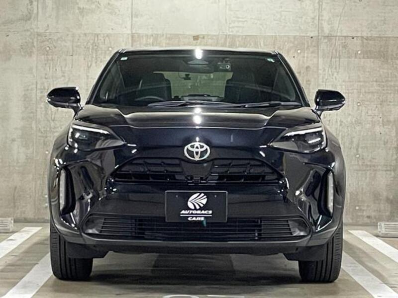 YARIS CROSS