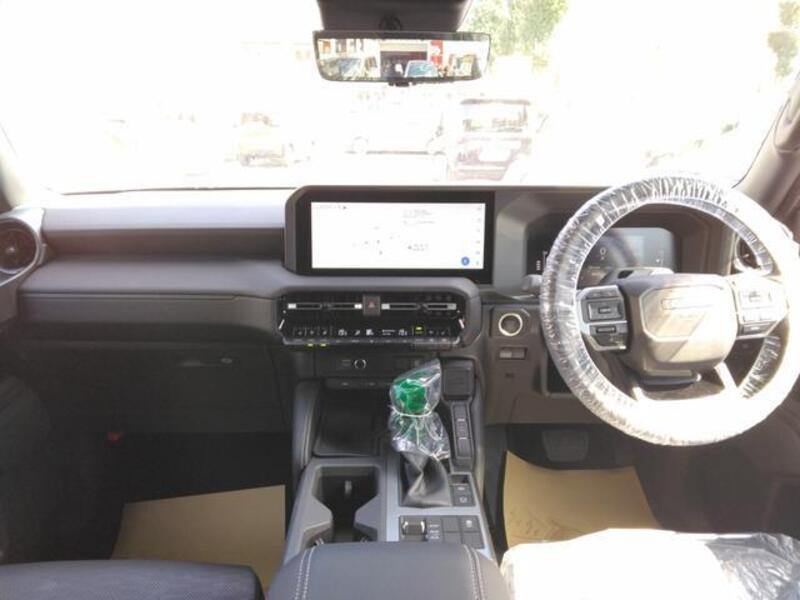 LAND CRUISER 250