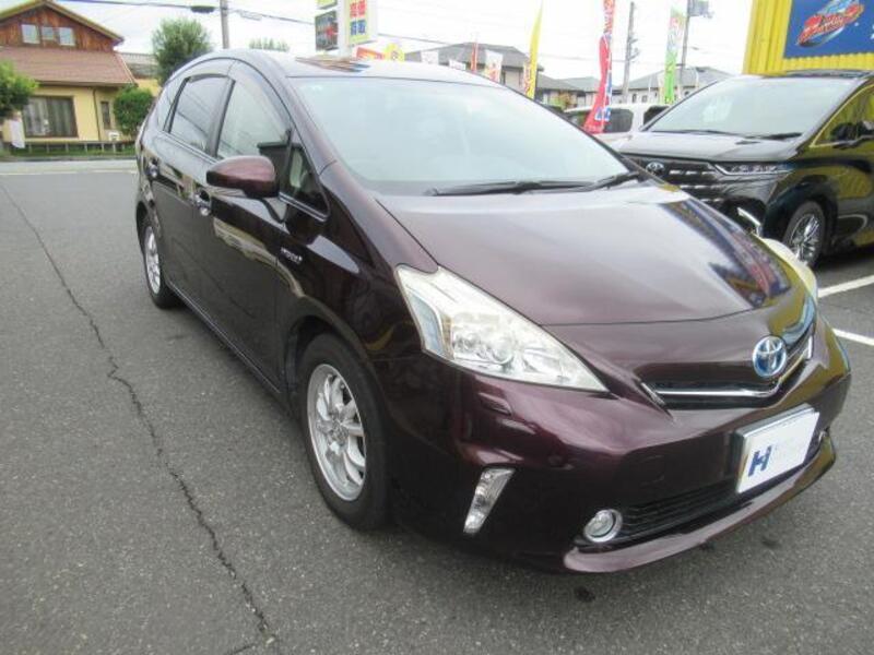 PRIUS ALPHA