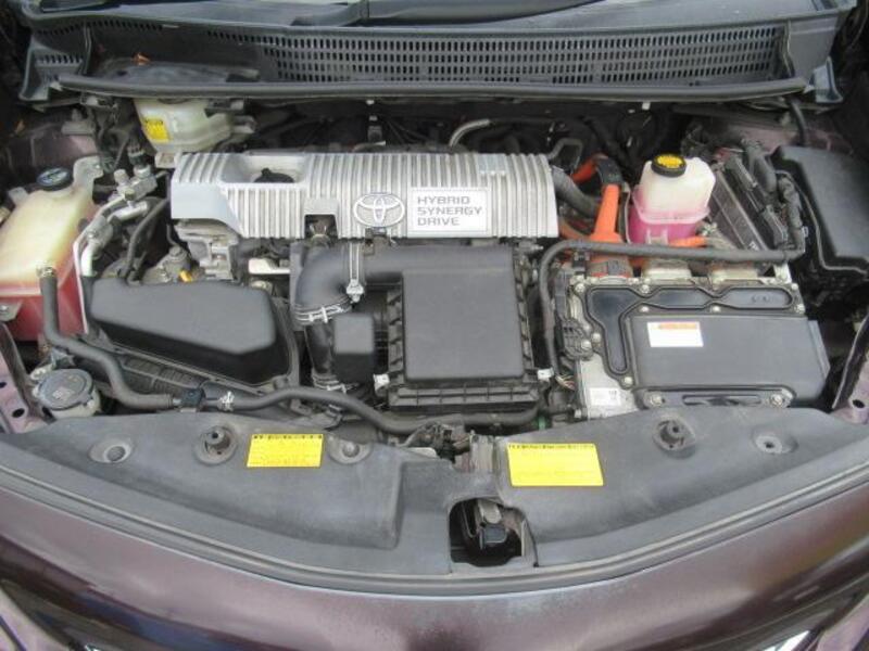 PRIUS ALPHA
