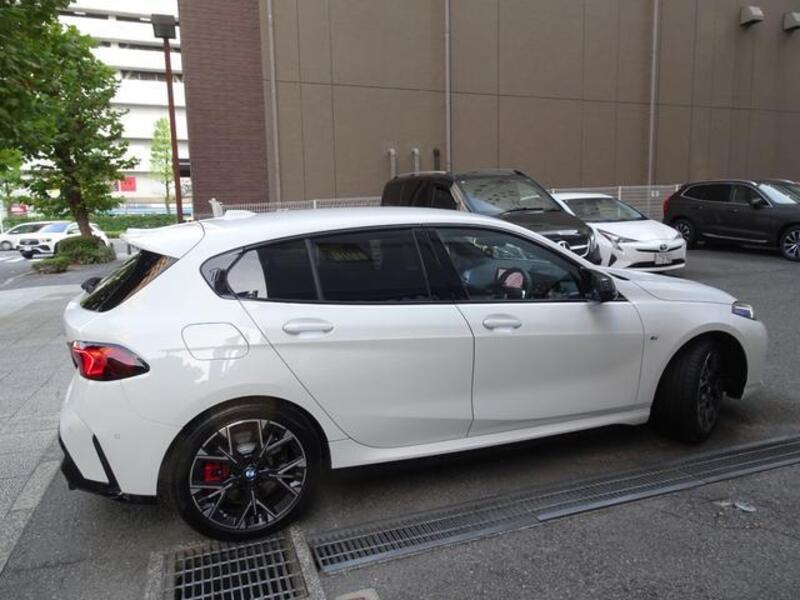 1 SERIES