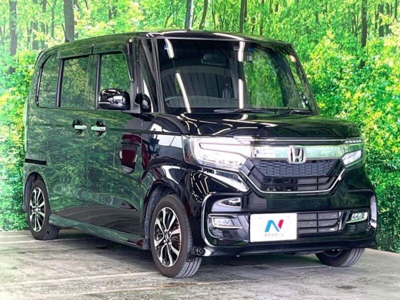 N BOX CUSTOM