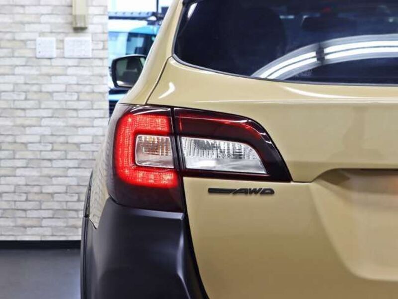 LEGACY OUTBACK