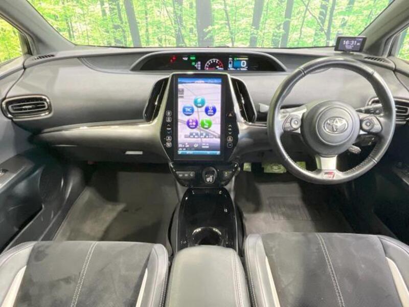 PRIUS PHV