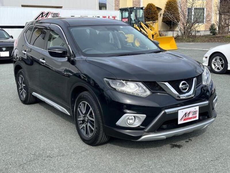 X-TRAIL