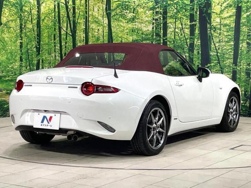 ROADSTER