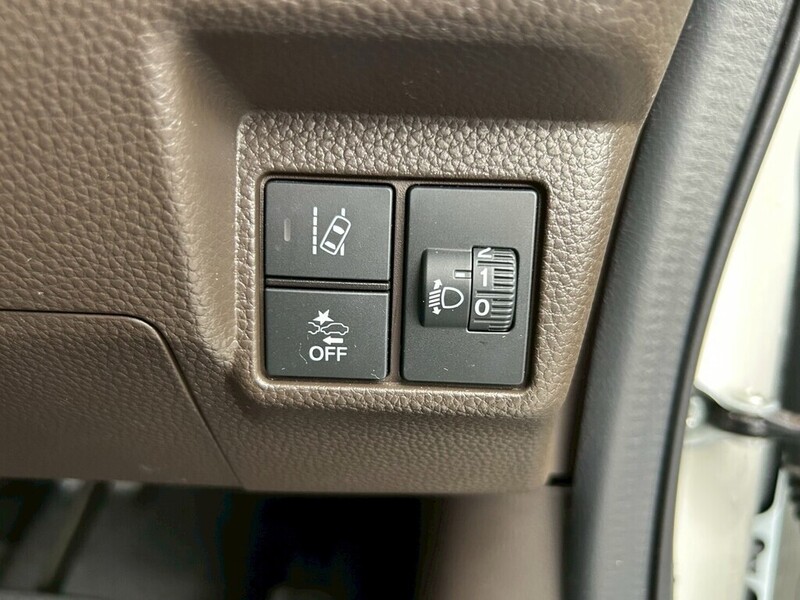 N BOX