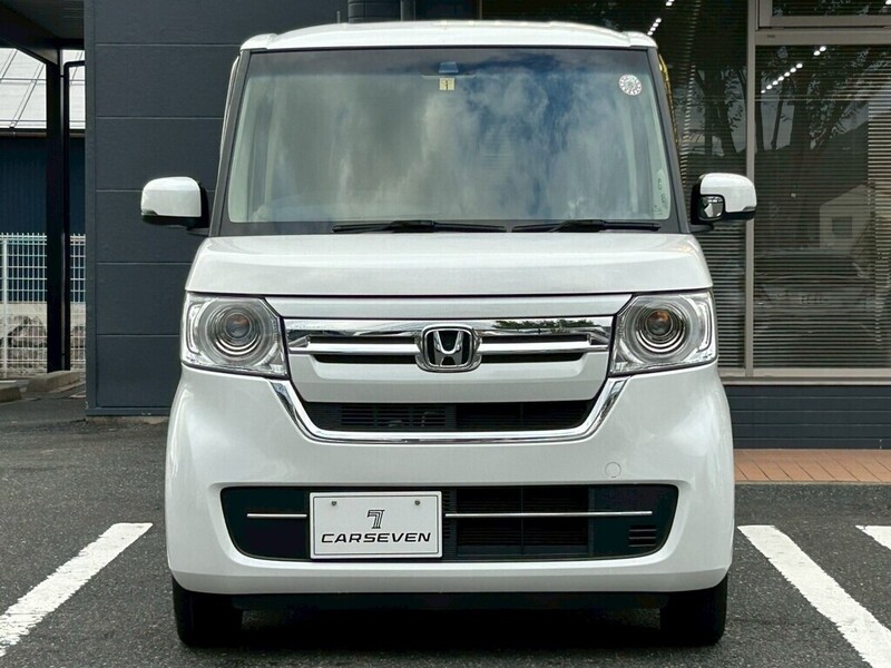N BOX