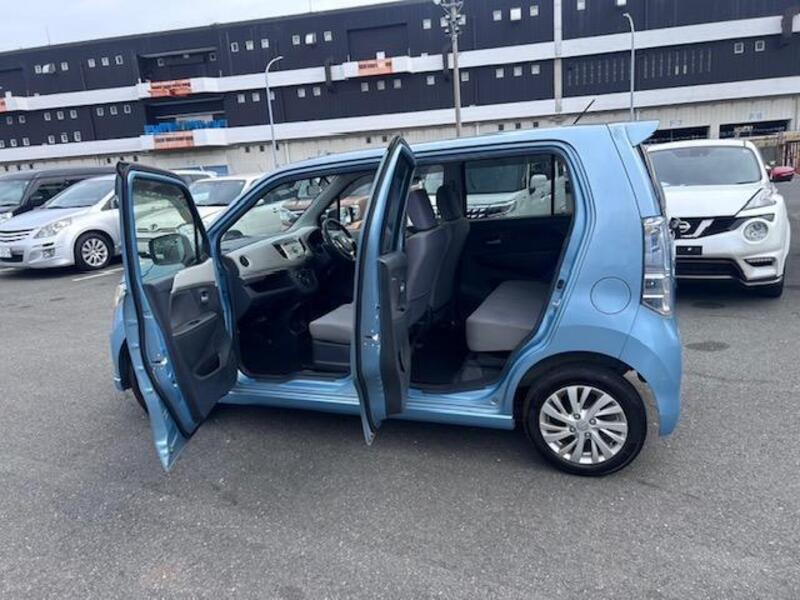 WAGON R