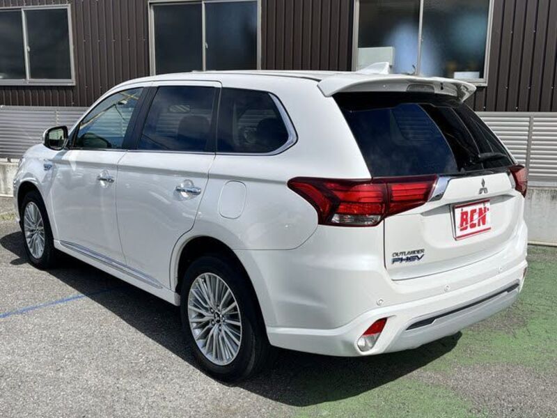 OUTLANDER PHEV