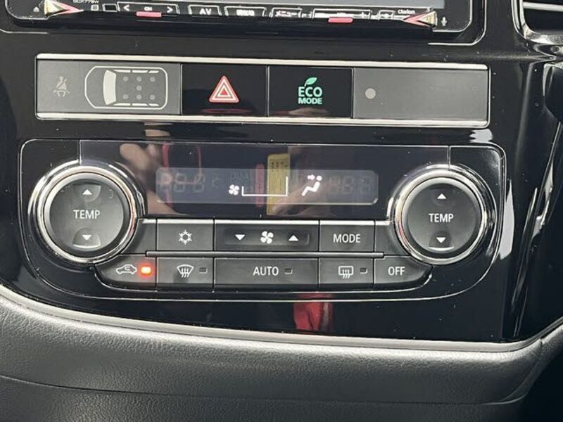 OUTLANDER PHEV