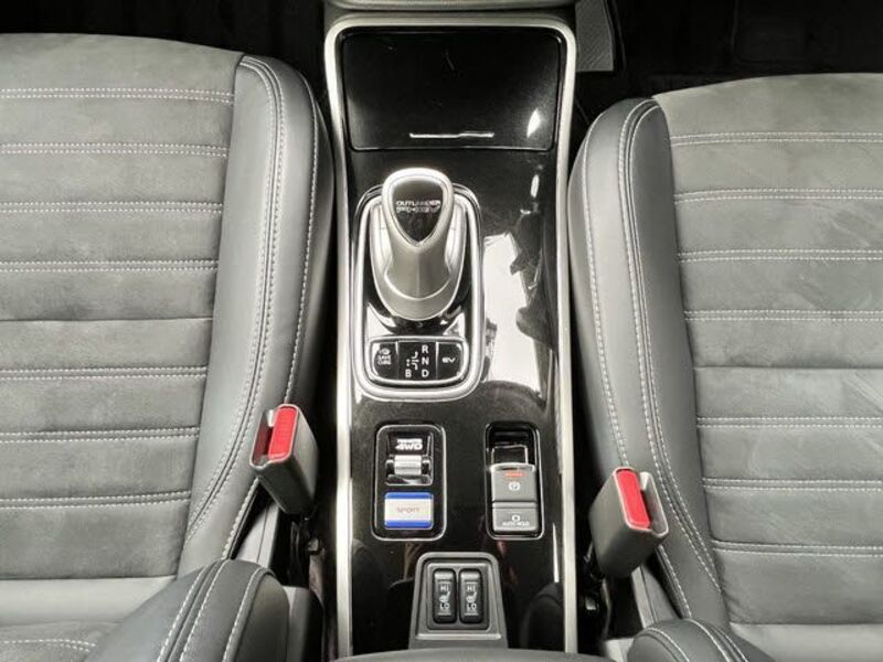 OUTLANDER PHEV