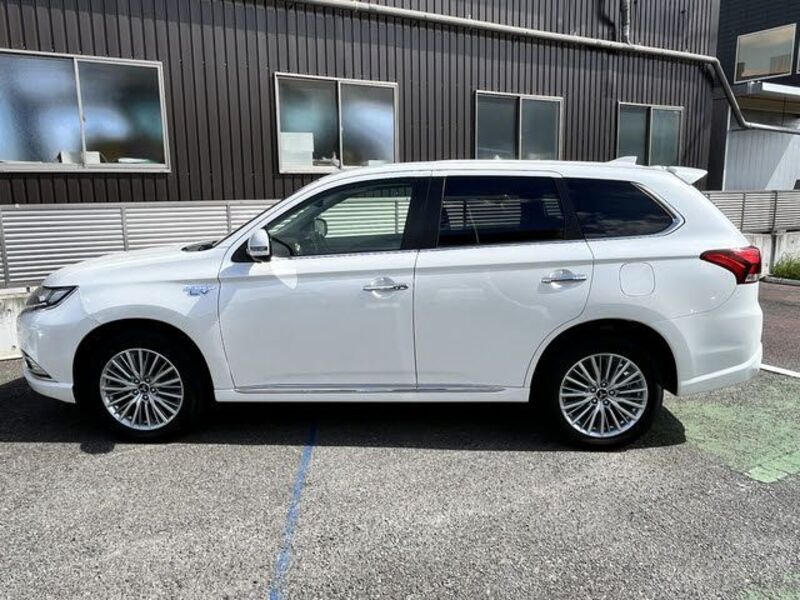 OUTLANDER PHEV