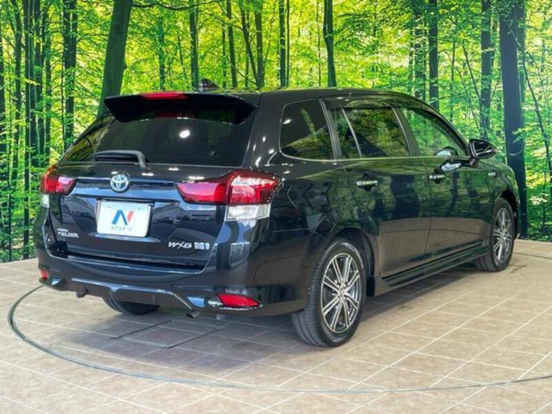 COROLLA FIELDER