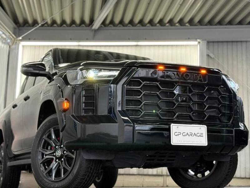 HILUX