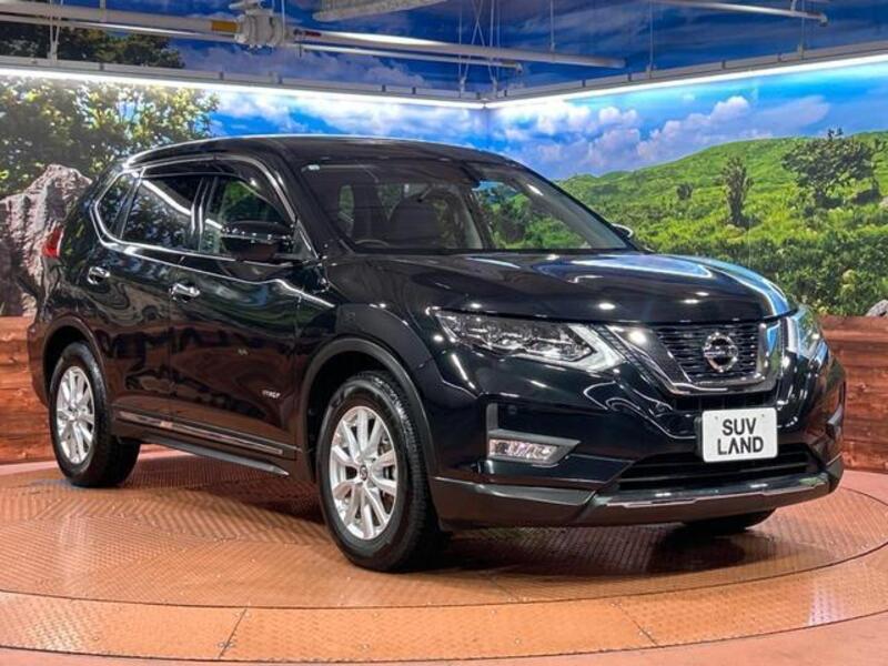 X-TRAIL