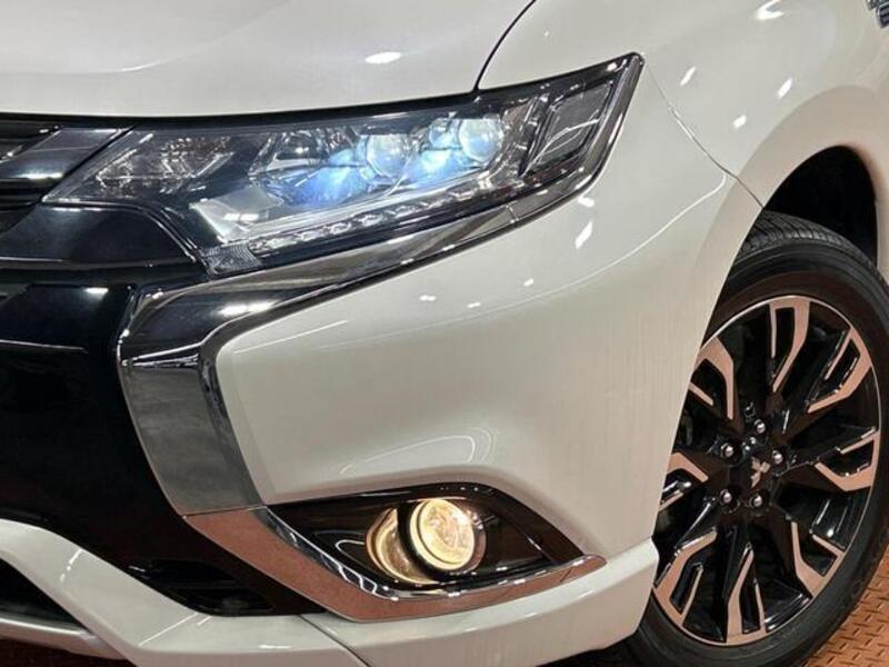 OUTLANDER PHEV