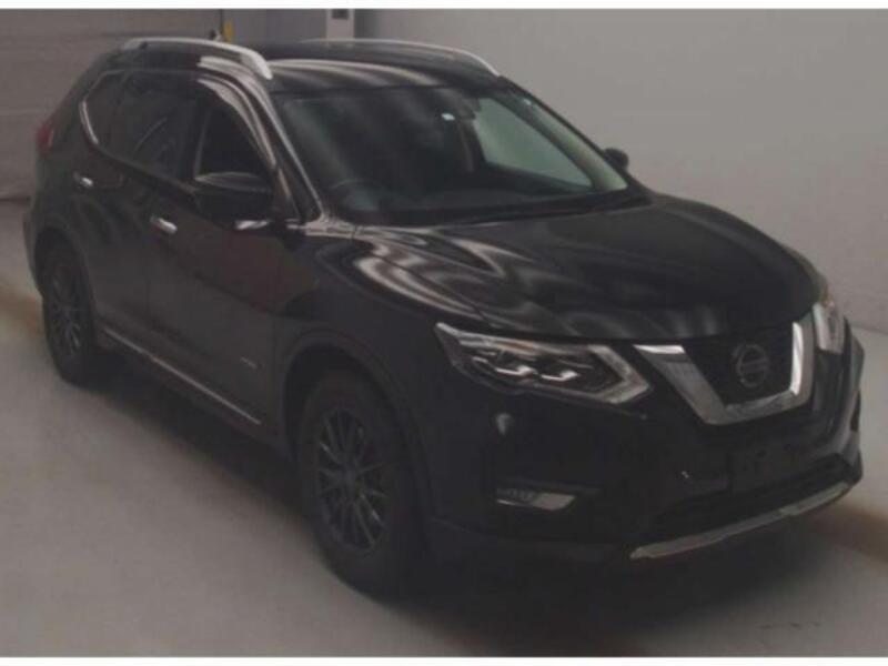 X-TRAIL