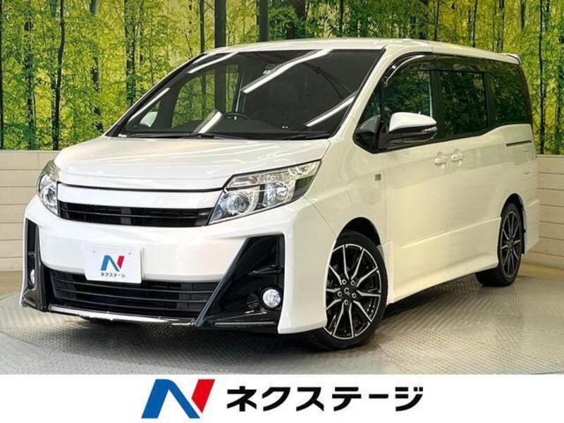 TOYOTA NOAH