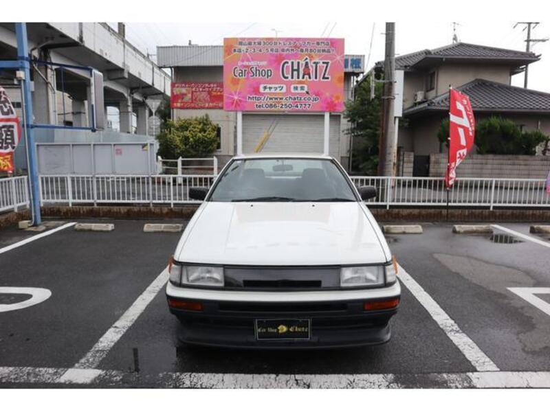COROLLA LEVIN