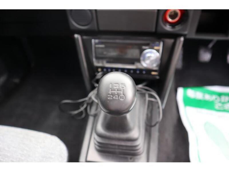 COROLLA LEVIN