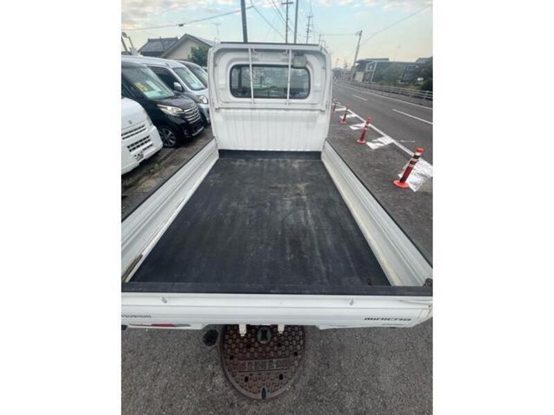 MINICAB TRUCK