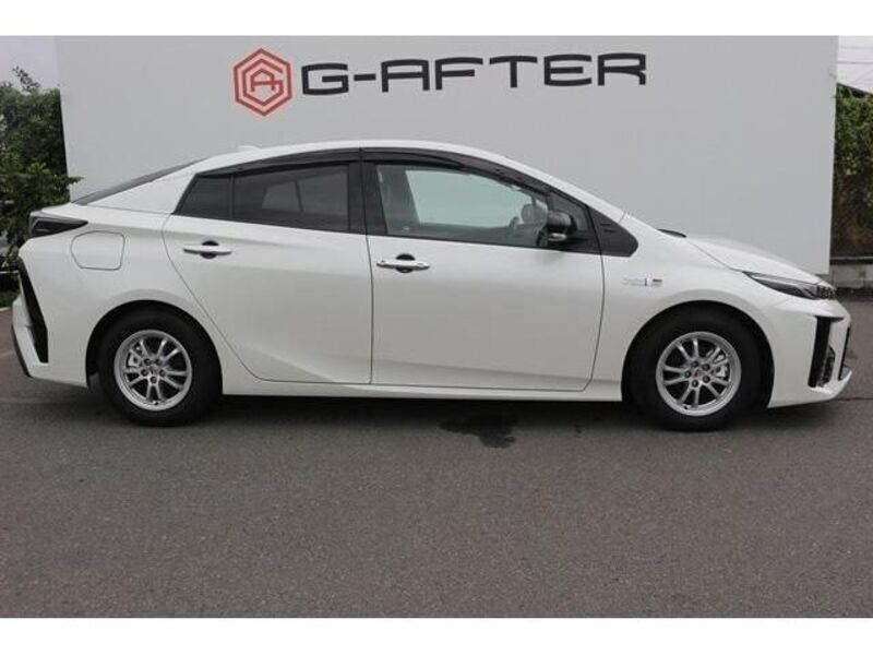 PRIUS PHV