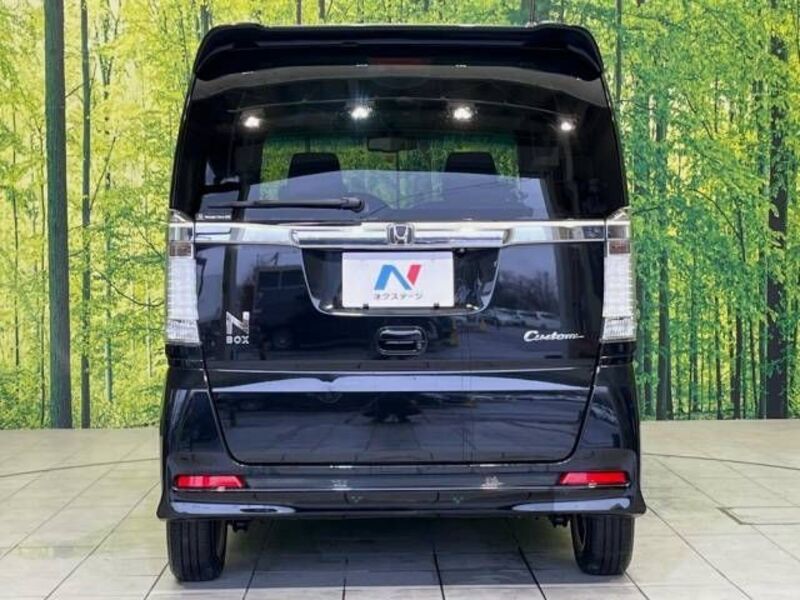 N BOX CUSTOM