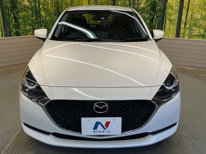 MAZDA2