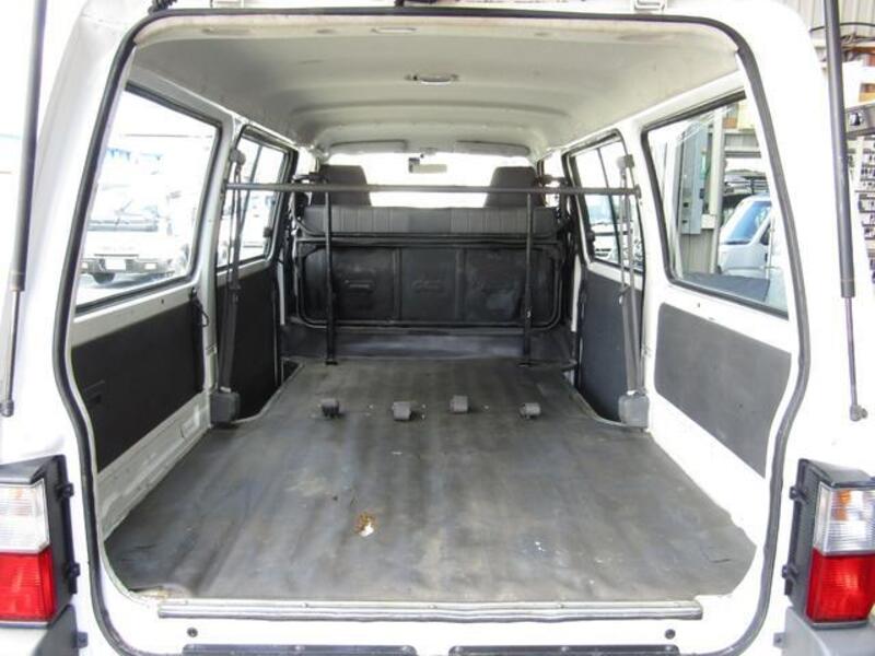 BONGO VAN