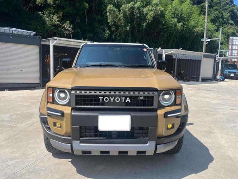LAND CRUISER 250