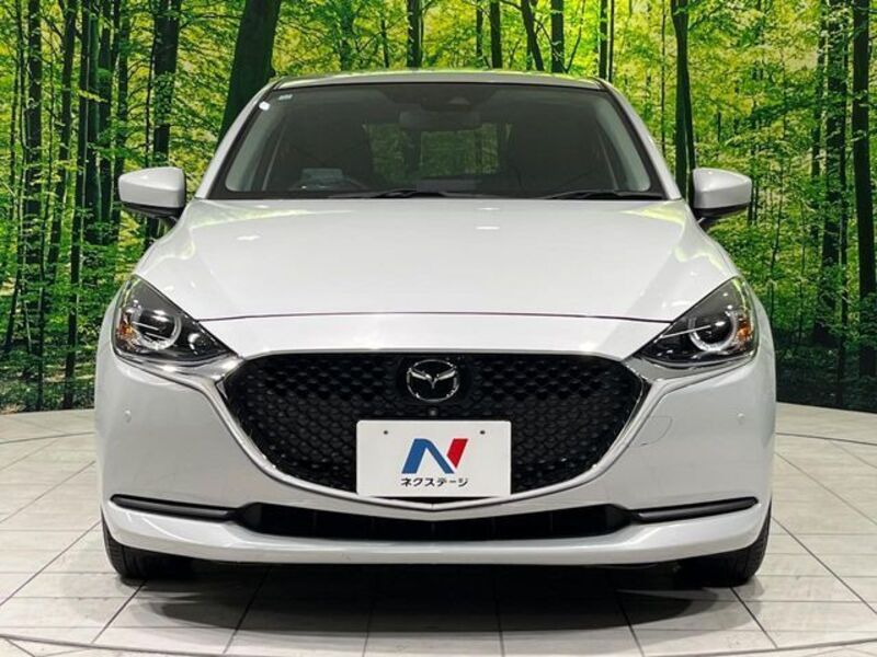 MAZDA2