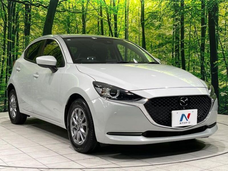 MAZDA2